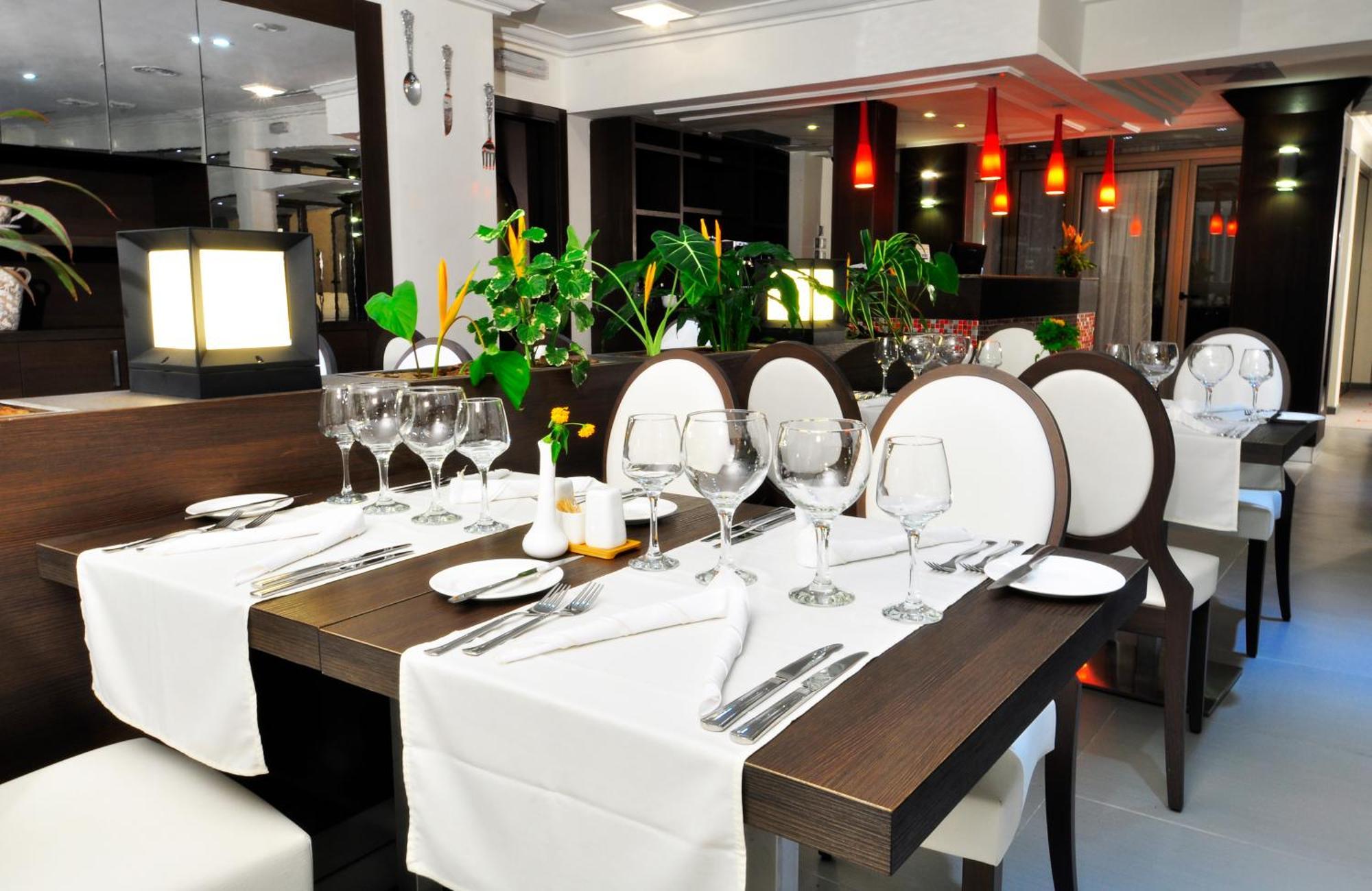 קוטונו Benin Royal Hotel מראה חיצוני תמונה