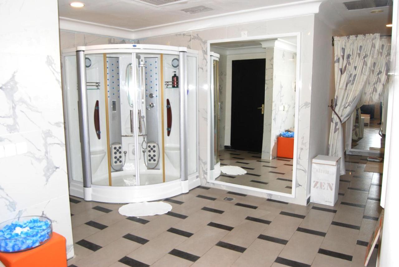 קוטונו Benin Royal Hotel מראה חיצוני תמונה