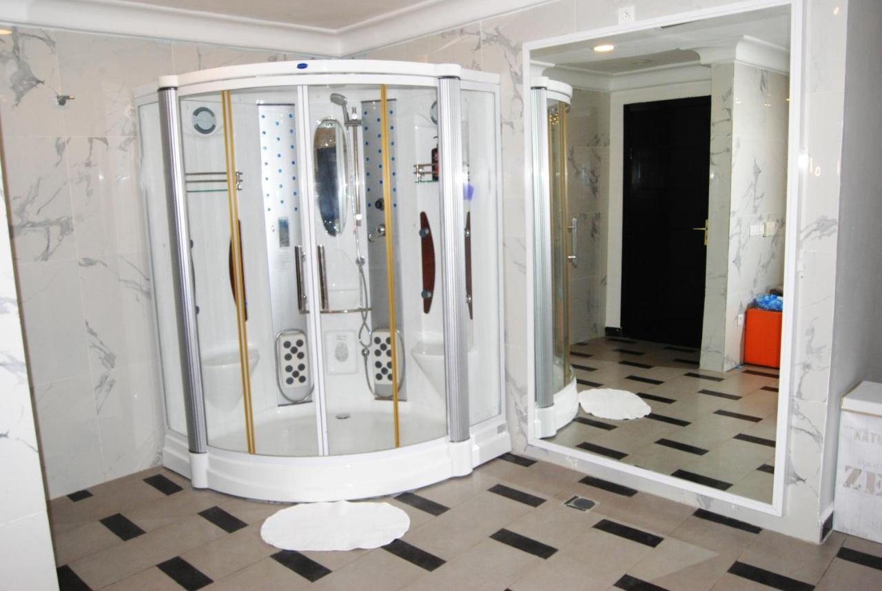 קוטונו Benin Royal Hotel מראה חיצוני תמונה